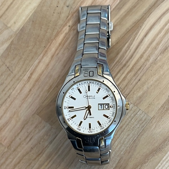 Caravelle by Bulova Men’s Watch White Dial Two Tone Bracelet Date Window - Picture 6 of 11